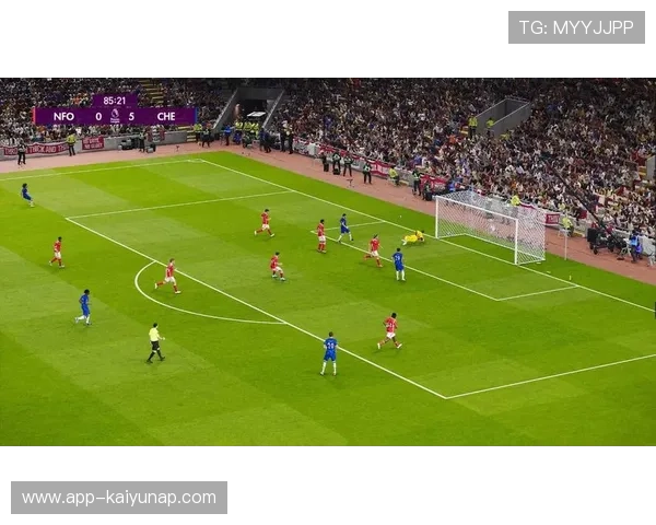 切尔西中路直塞多次撕开对方防线